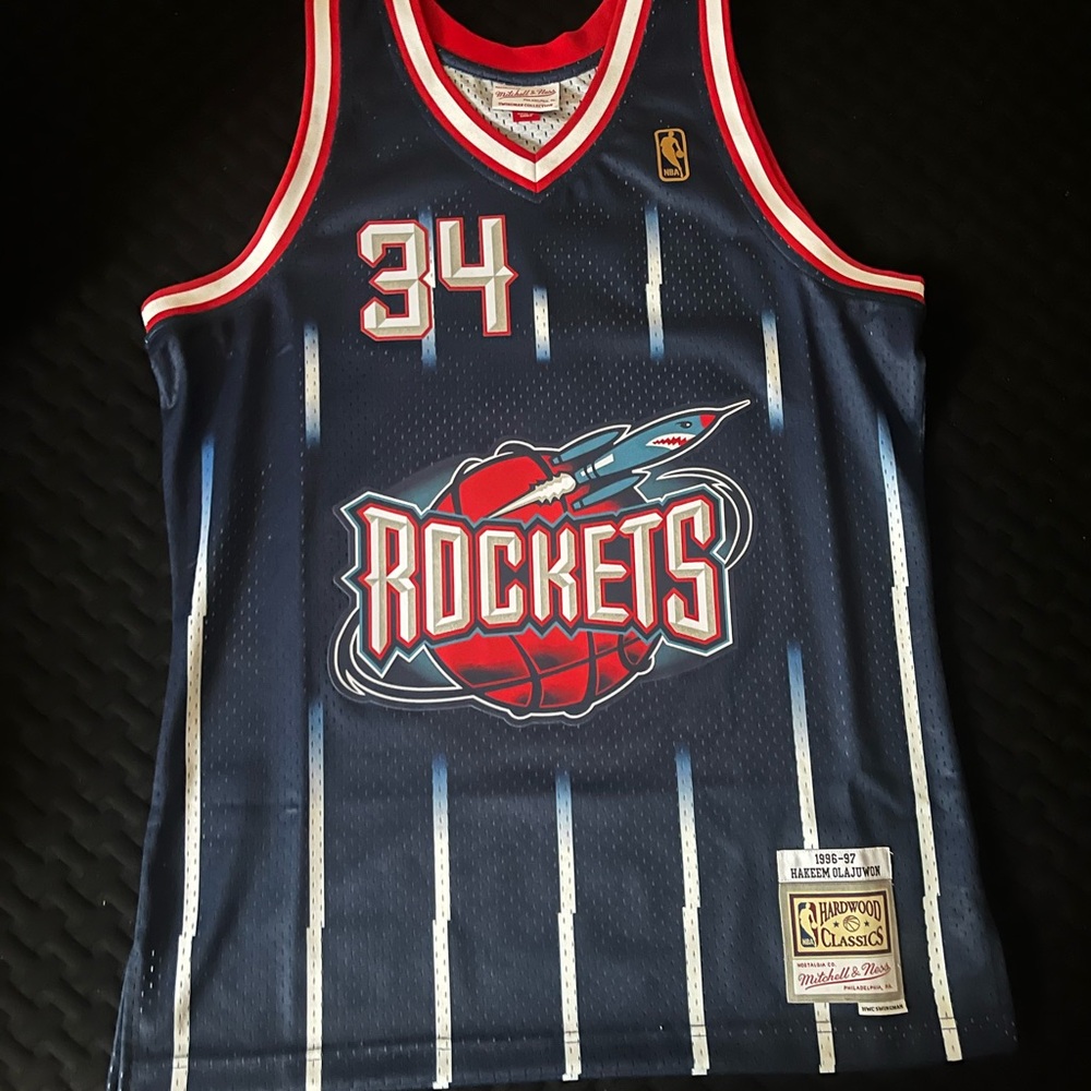 Mitchell & Ness #34  Hakeem Olajuwon Navy and Red Rockets Jersey